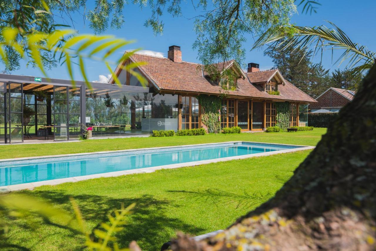 La Palma Polo Hotel - Airport Area Puembo ภายนอก รูปภาพ